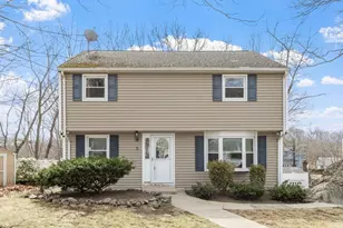 5 Hollis St, Saugus, MA 01960 - Photo 1