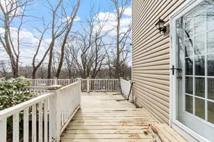 5 Hollis St, Saugus, MA 01906 - Photo 5