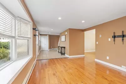 5 Hollis St, Saugus, MA 01960 - Photo 13