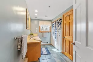 5 Hollis St, Saugus, MA 01906 - Photo 25