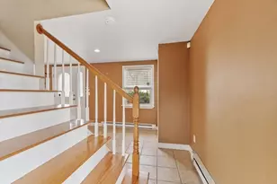 5 Hollis St, Saugus, MA 01906 - Photo 15