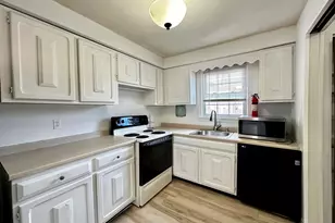 540 Granby Rd, South Hadley, MA 01075 - Photo 5