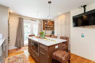 27 Richwood St, Boston, MA 02132 - Photo 9