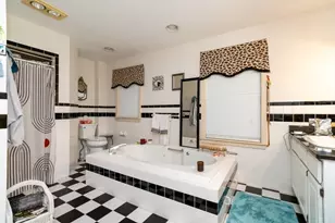 27 Richwood St, Boston, MA 02132 - Photo 23