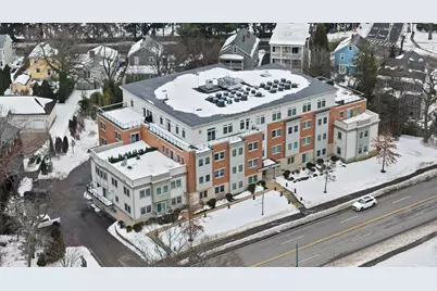 321 Hammond Pond Pkwy #105, Brookline, MA 02467 - Photo 31