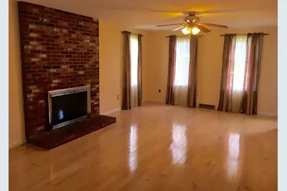 5 Lynne Ave #5, Tyngsborough, MA 01879 - Photo 7