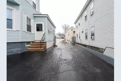 30 Grace St, Lowell, MA 01851 - Photo 41