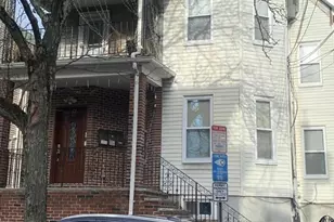 12 Lee St, Somerville, MA 02145 - Photo 1
