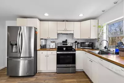 45 Groveland St, Abington, MA 02351 - Photo 3