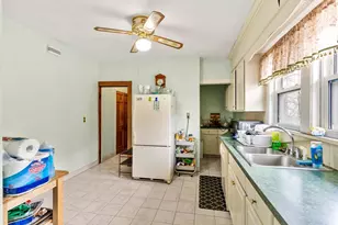 28-30 Quincy St, Medford, MA 02155 - Photo 19