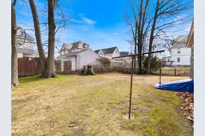 234 Foster St, Lowell, MA 01851 - Photo 5