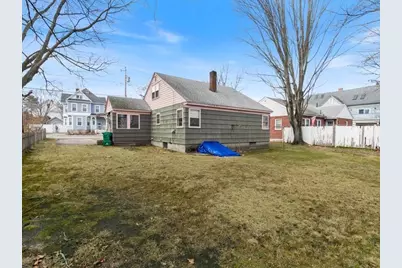 234 Foster St, Lowell, MA 01851 - Photo 3