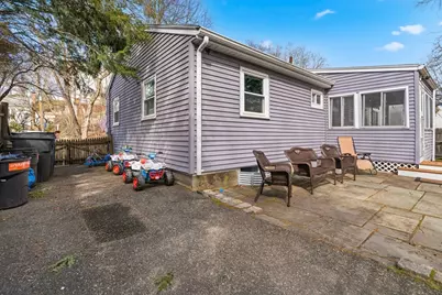 25 Hazelmere Rd, Boston, MA 02131 - Photo 31