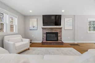 25 Hazelmere Rd, Boston, MA 02131 - Photo 3