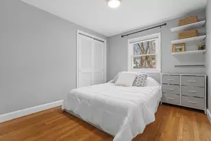 25 Hazelmere Rd, Boston, MA 02131 - Photo 11