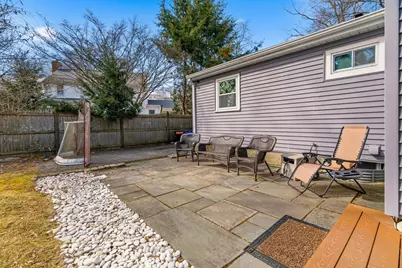 25 Hazelmere Rd, Boston, MA 02131 - Photo 29