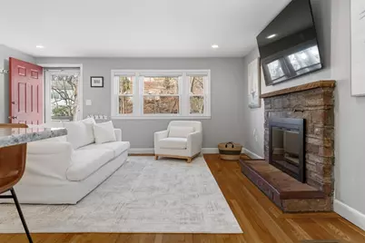 25 Hazelmere Rd, Boston, MA 02131 - Photo 5