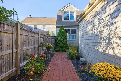 28 Oak Glen #28, Yarmouth, MA 02675 - Photo 5