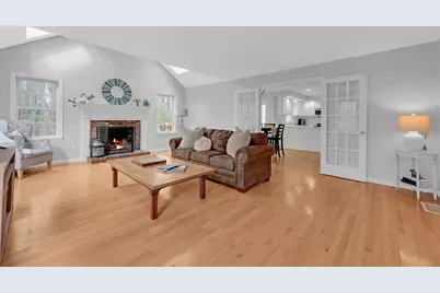 24 Evergreen Ln, Sturbridge, MA 01518 - Photo 7