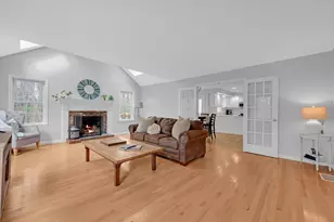 24 Evergreen Ln, Sturbridge, MA 01518 - Photo 7