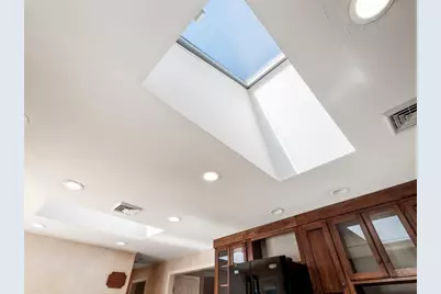 4 Athens St, Auburn, MA 01501 - Photo 7