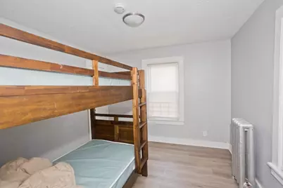 20 E School St, West Springfield, MA 01089 - Photo 15