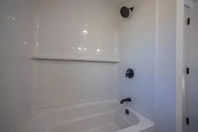 315 Mill St, Haverhill, MA 01830 - Photo 27