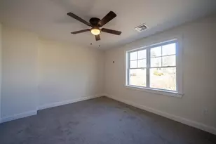 315 Mill St, Haverhill, MA 01830 - Photo 21