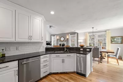 47 Holly Cir #47, Kingston, MA 02364 - Photo 9