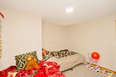 18-20 Summer St, Agawam, MA 01001 - Photo 9