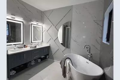 34 Lincoln St #34, Needham, MA 02492 - Photo 9