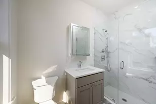 21 Tanglewood Rd, Boston, MA 02124 - Photo 17