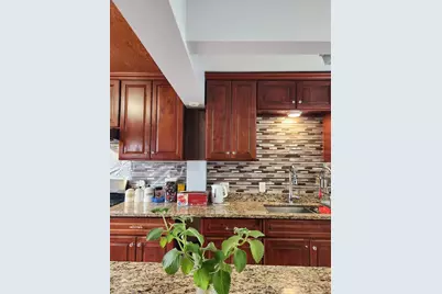 60 Circuit Ave S, Worcester, MA 01603 - Photo 9