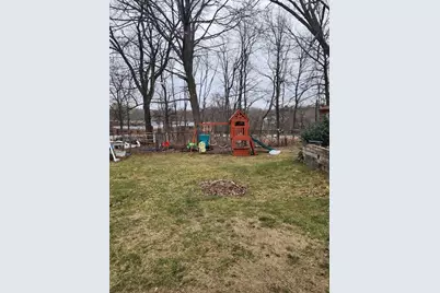 60 Circuit Ave S, Worcester, MA 01603 - Photo 29