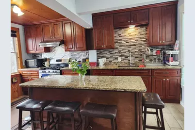 60 Circuit Ave S, Worcester, MA 01603 - Photo 9