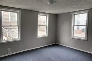 8 Cedar Ct, Lowell, MA 01852 - Photo 9