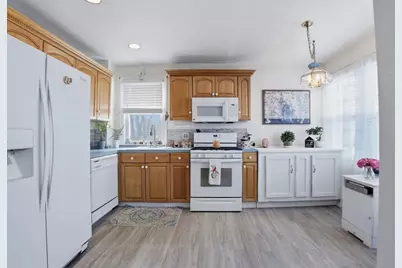 203 S Main St, Acushnet, MA 02743 - Photo 13