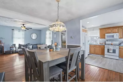 203 S Main St, Acushnet, MA 02743 - Photo 9