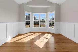 208 Rockland St, Dartmouth, MA 02748 - Photo 21