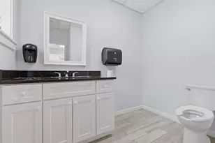 174 Green St, Melrose, MA 02176 - Photo 37