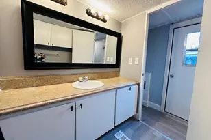 1790 Massachusetts Ave, Lunenburg, MA 01462 - Photo 15