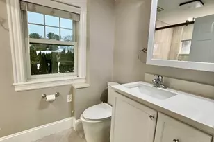 1 Linden St, Woburn, MA 01801 - Photo 17