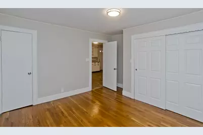 177 Marion St, Chicopee, MA 01013 - Photo 17