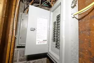 177 Marion St, Chicopee, MA 01013 - Photo 33