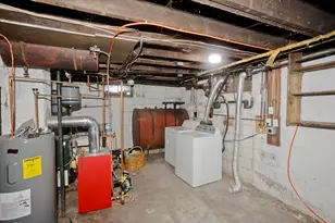 177 Marion St, Chicopee, MA 01013 - Photo 31