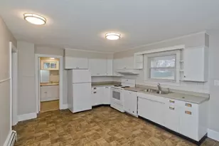 177 Marion St, Chicopee, MA 01013 - Photo 11