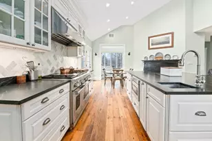 8 Washington St, Sherborn, MA 01770 - Photo 7