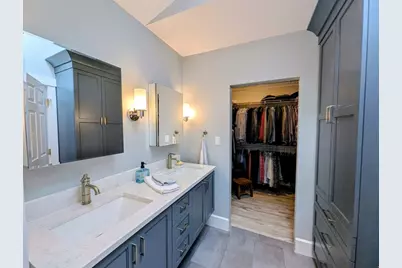 7 Akin St, Dartmouth, MA 02748 - Photo 23