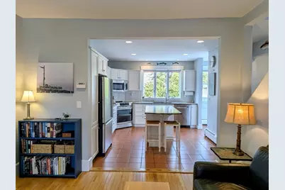 7 Akin St, Dartmouth, MA 02748 - Photo 15