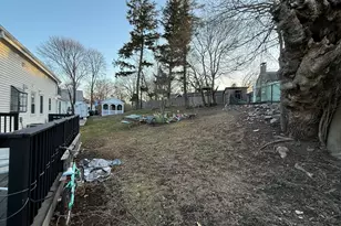 170 Neck St, Weymouth, MA 02191 - Photo 17